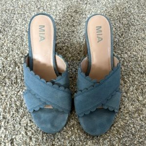 MIA blue suede Rosalyn